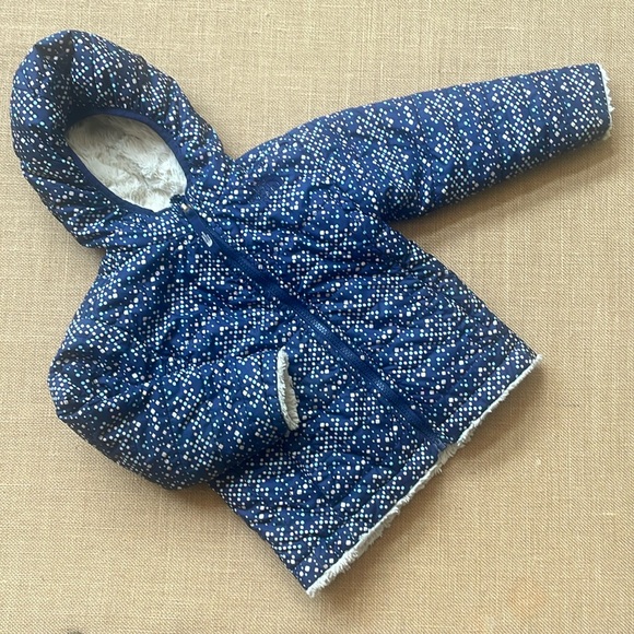 EUC North Face Mossbud swirl hooded jacket reversible navy to cream fur - Picture 2 of 15